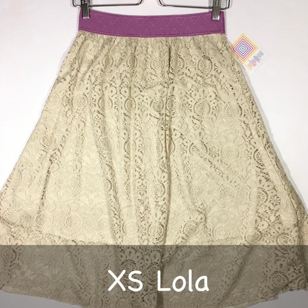 MOVING SALE! LuLaRoe XS Lola Midi Skirt